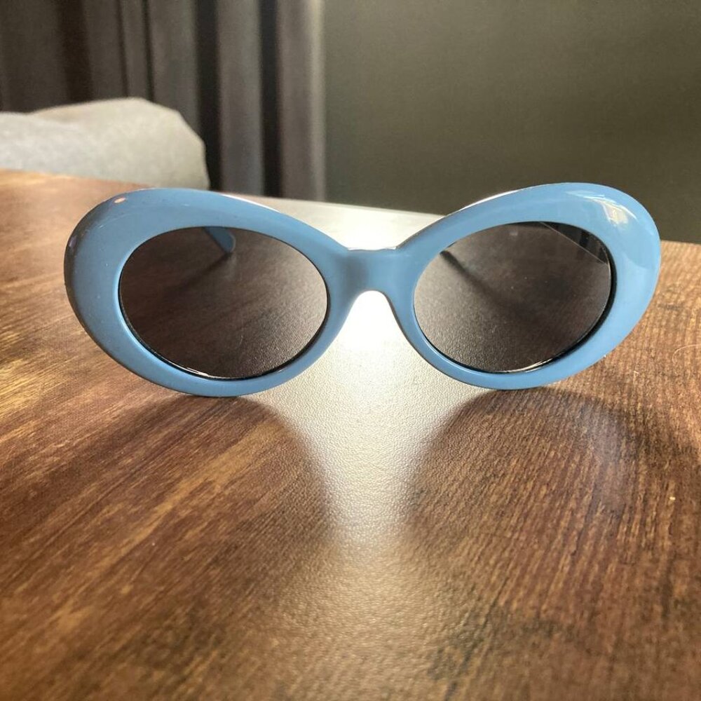 NWOT Unbranded Unisex Rounded Oval Blue-Gray Cat Eye Sunglasses